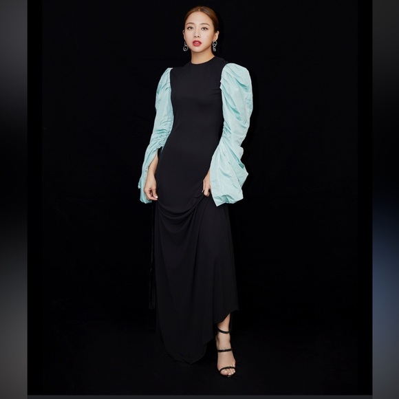 Like New Tory Burch Gathered Taffeta Sleeve Maxi Dress. - Picture 8 of 15